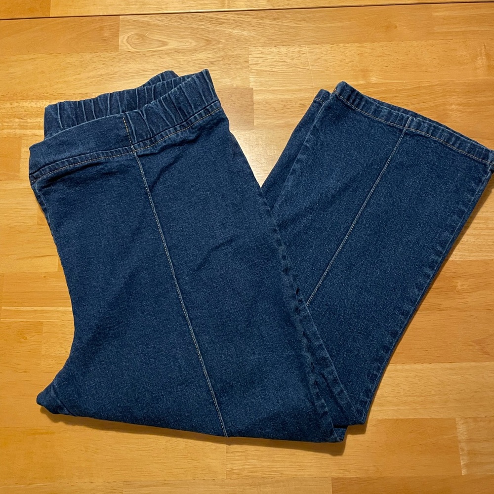 Classic Blue Maternity Cropped Jeans